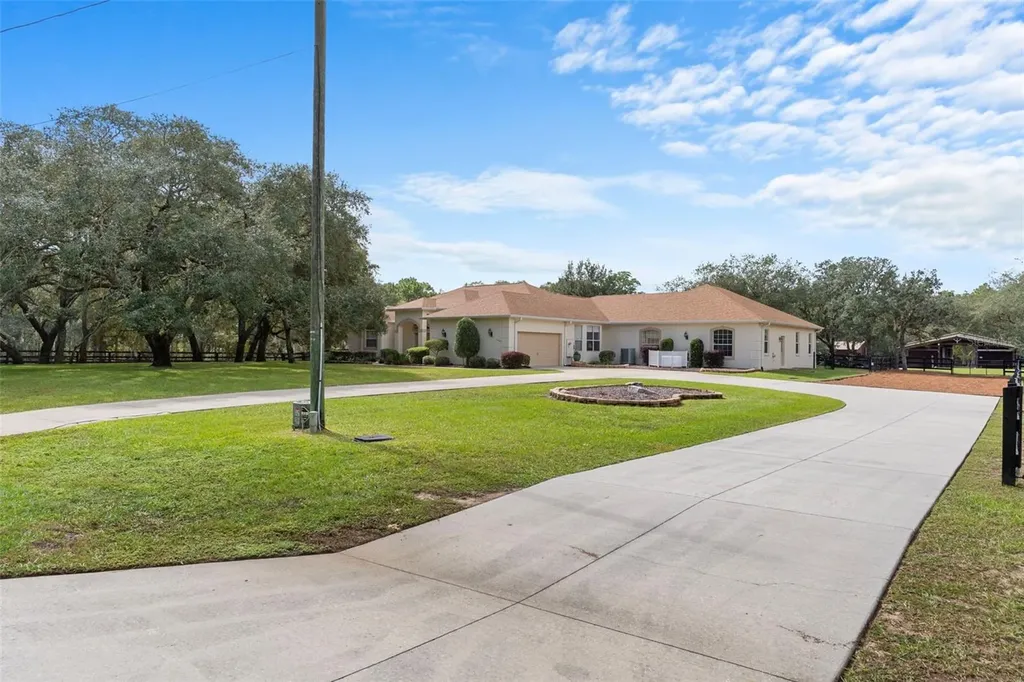4202 N Pony Drive Beverly Hills FL 34465