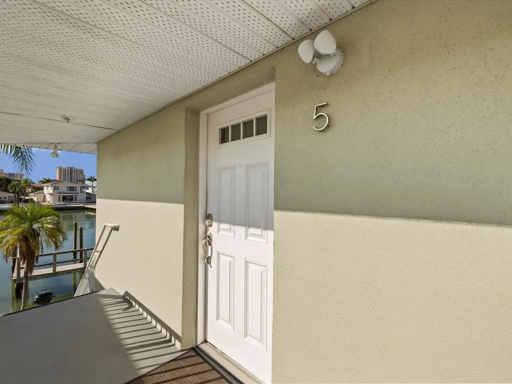 185 Brightwater Drive Clearwater Beach FL 33767