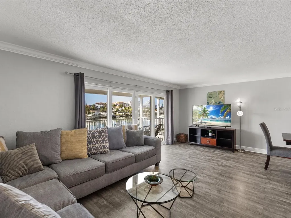 185 Brightwater Drive Clearwater Beach FL 33767