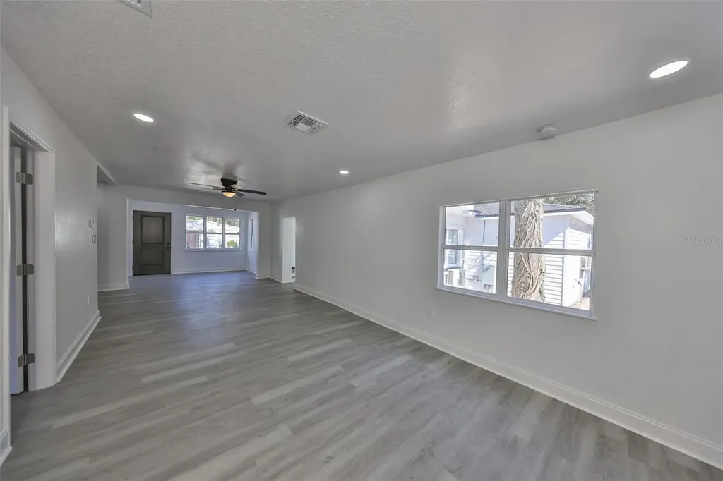 1303 E New Orleans Avenue Tampa FL 33603