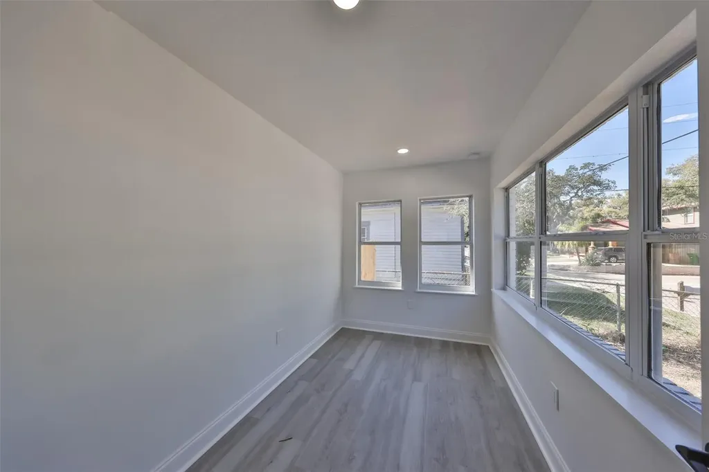 1303 E New Orleans Avenue Tampa FL 33603