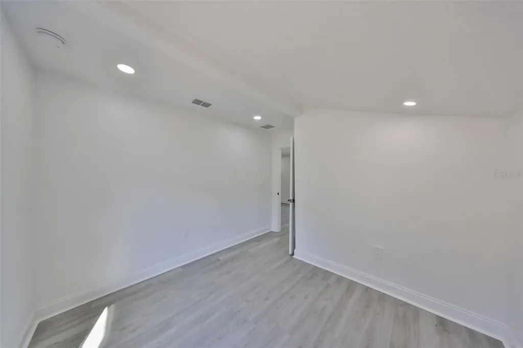 1303 E New Orleans Avenue Tampa FL 33603