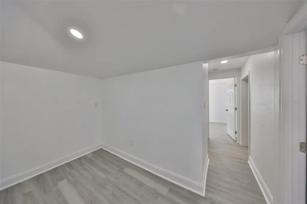1303 E New Orleans Avenue Tampa FL 33603