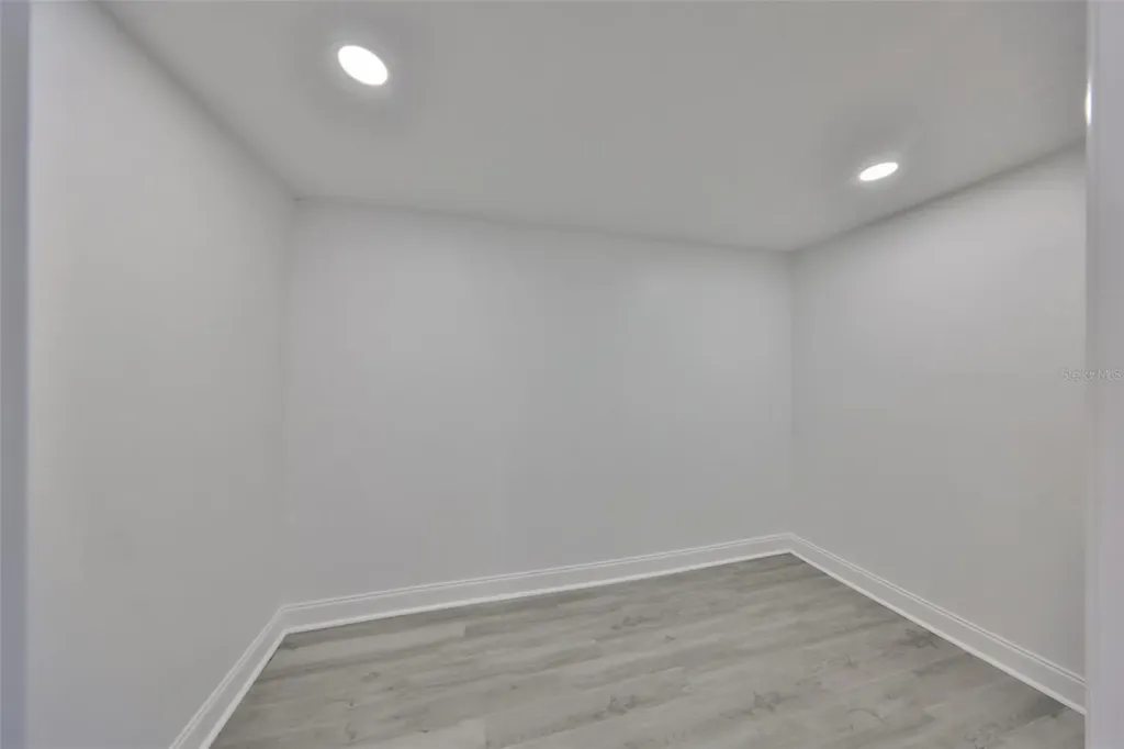 1303 E New Orleans Avenue Tampa FL 33603