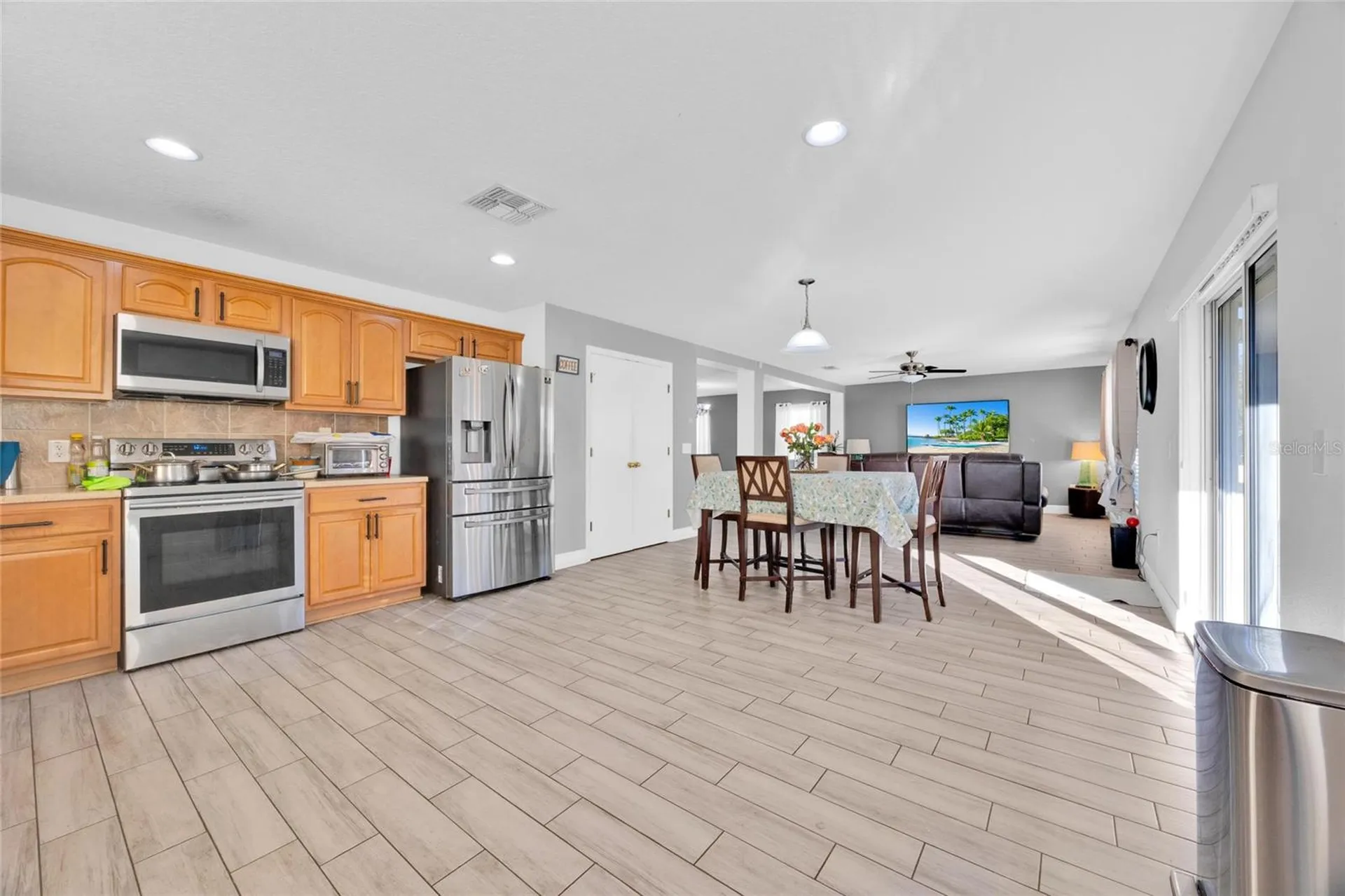 4647 Caverns Drive Kissimmee FL 34758