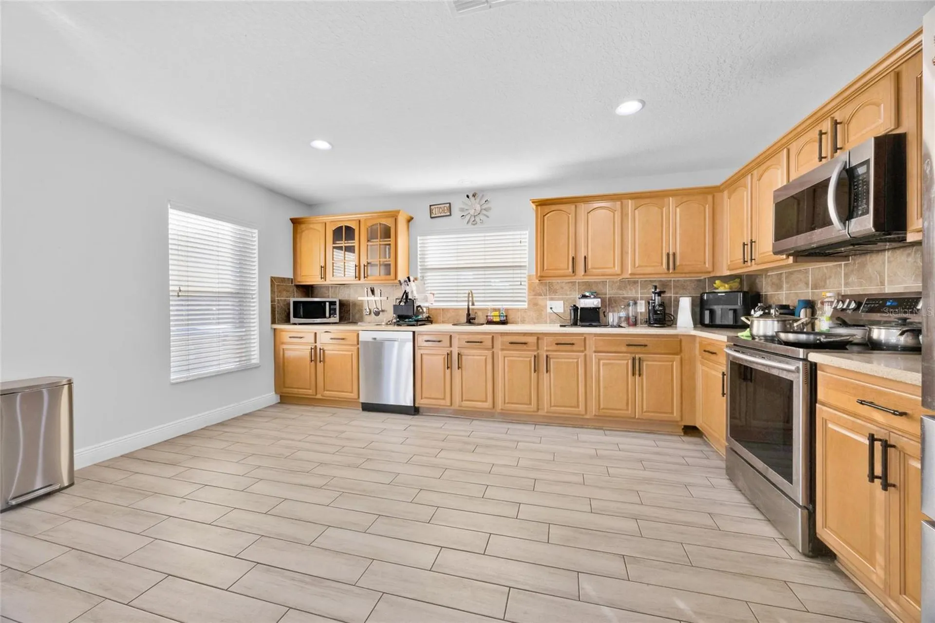 4647 Caverns Drive Kissimmee FL 34758