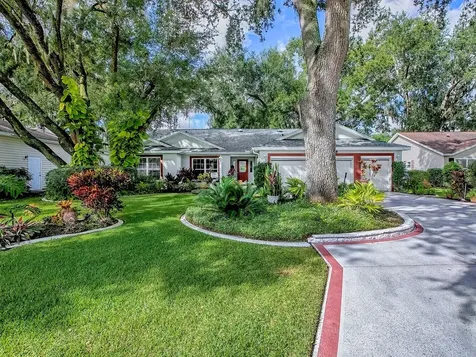 25749 Whisper Oaks Road Leesburg FL 34748