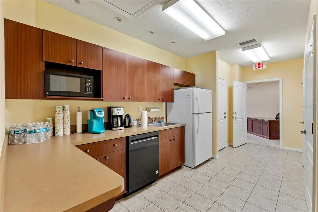 18540 N Dale Mabry Highway Lutz FL 33548