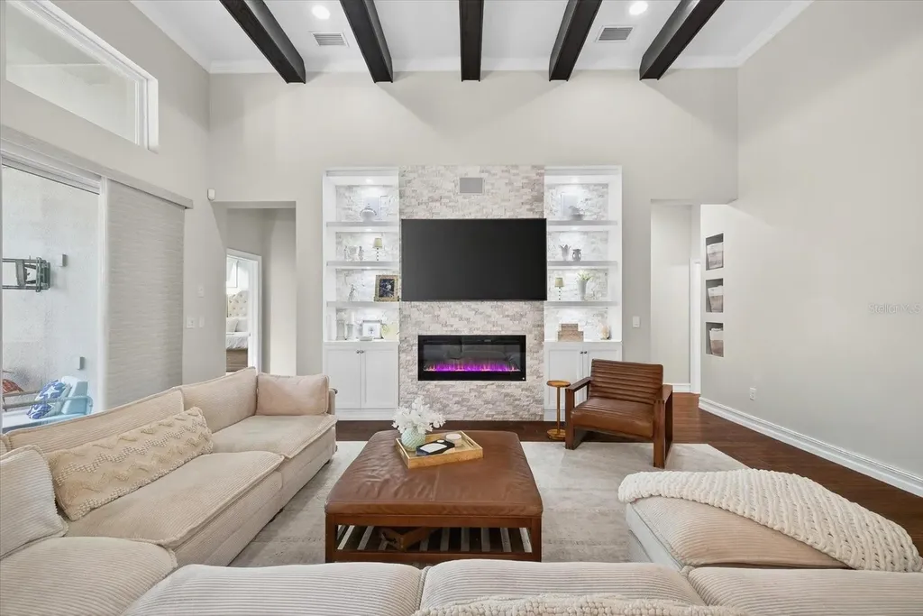 6609 Current Drive Apollo Beach FL 33572