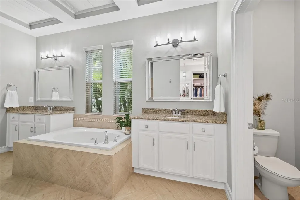 6609 Current Drive Apollo Beach FL 33572