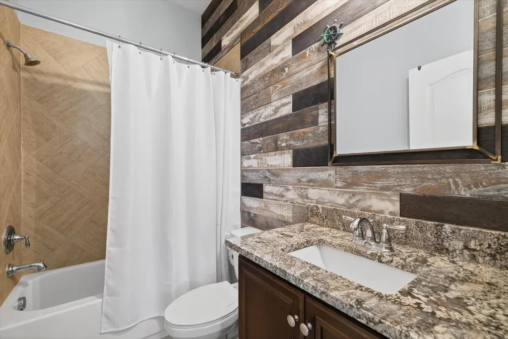 6609 Current Drive Apollo Beach FL 33572