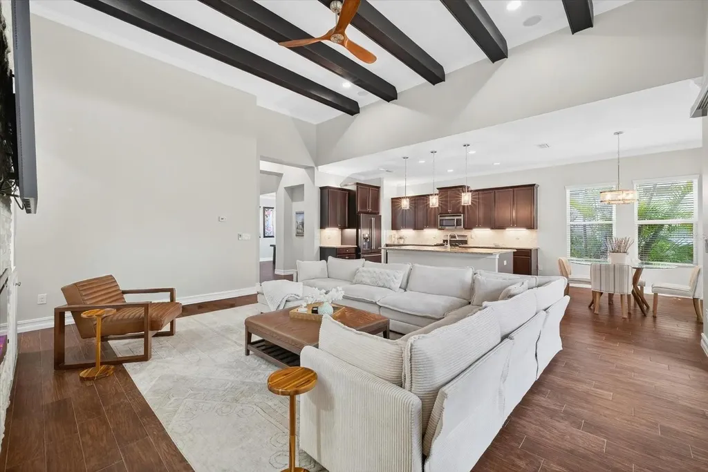 6609 Current Drive Apollo Beach FL 33572