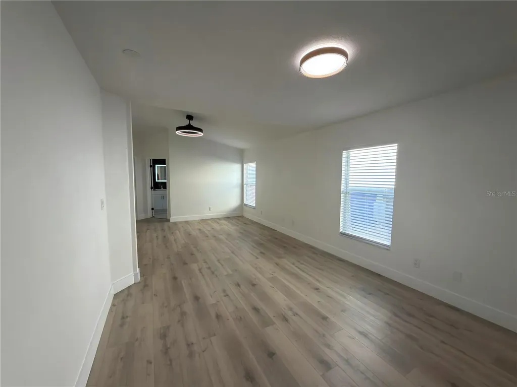 4423 Horseshoe Pick Lane Valrico FL 33594