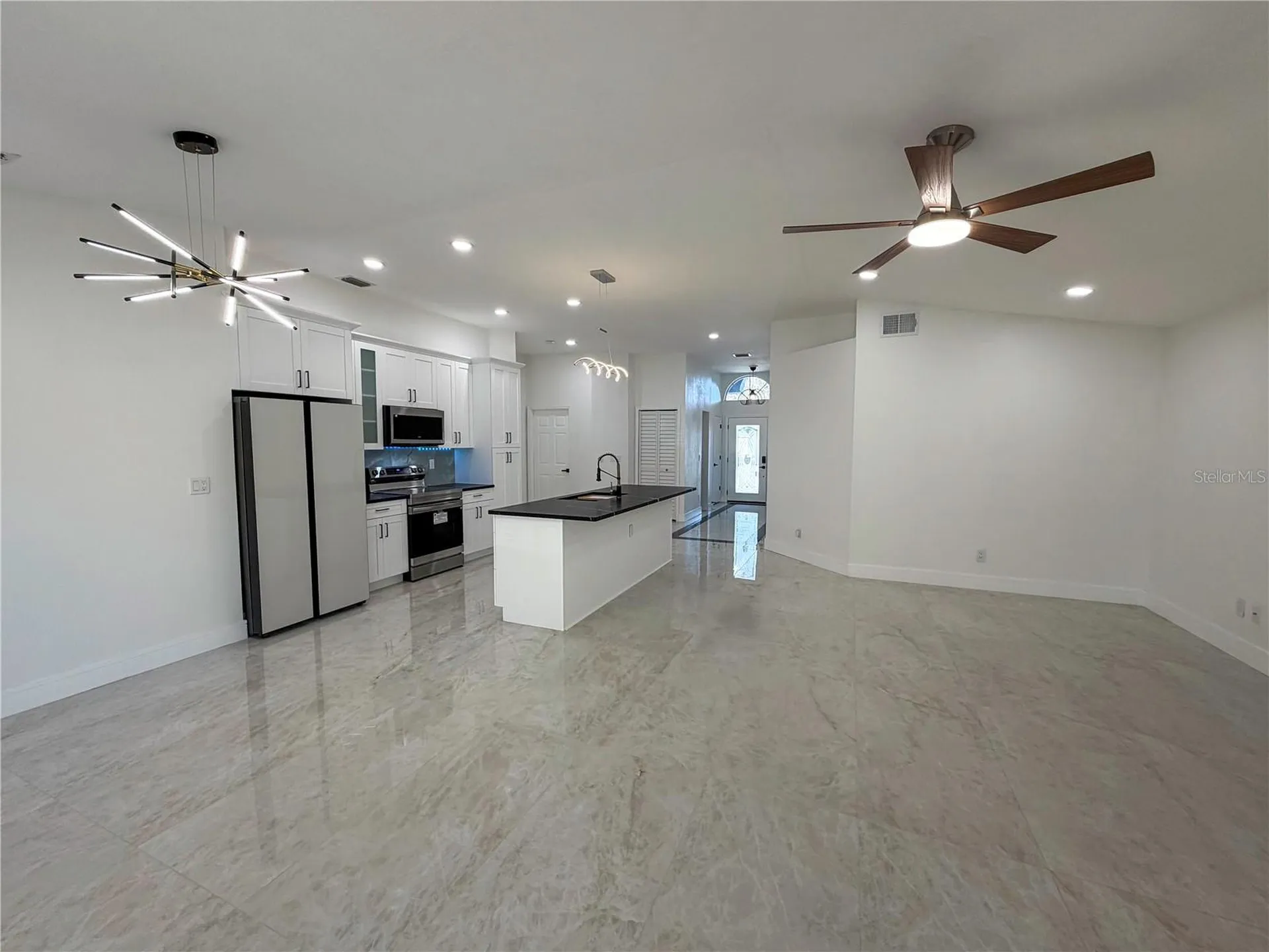 4423 Horseshoe Pick Lane Valrico FL 33594