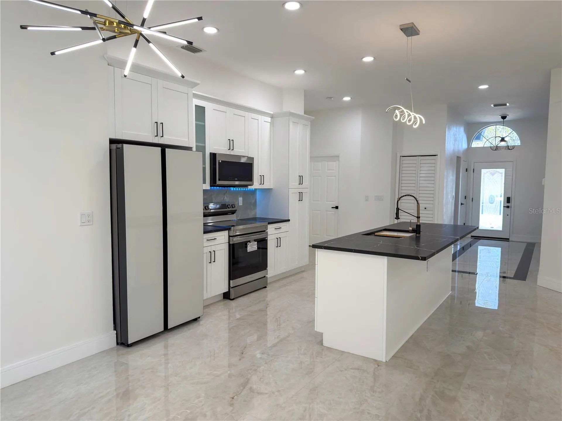 4423 Horseshoe Pick Lane Valrico FL 33594