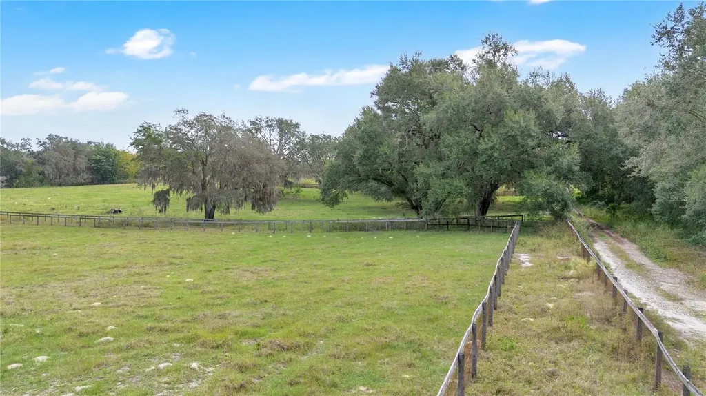 0 Rolling Acres Road Fruitland Park FL 34731