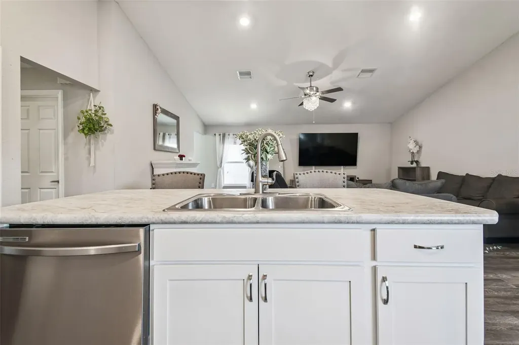 114 Eagle Summit Drive Ruskin FL 33570