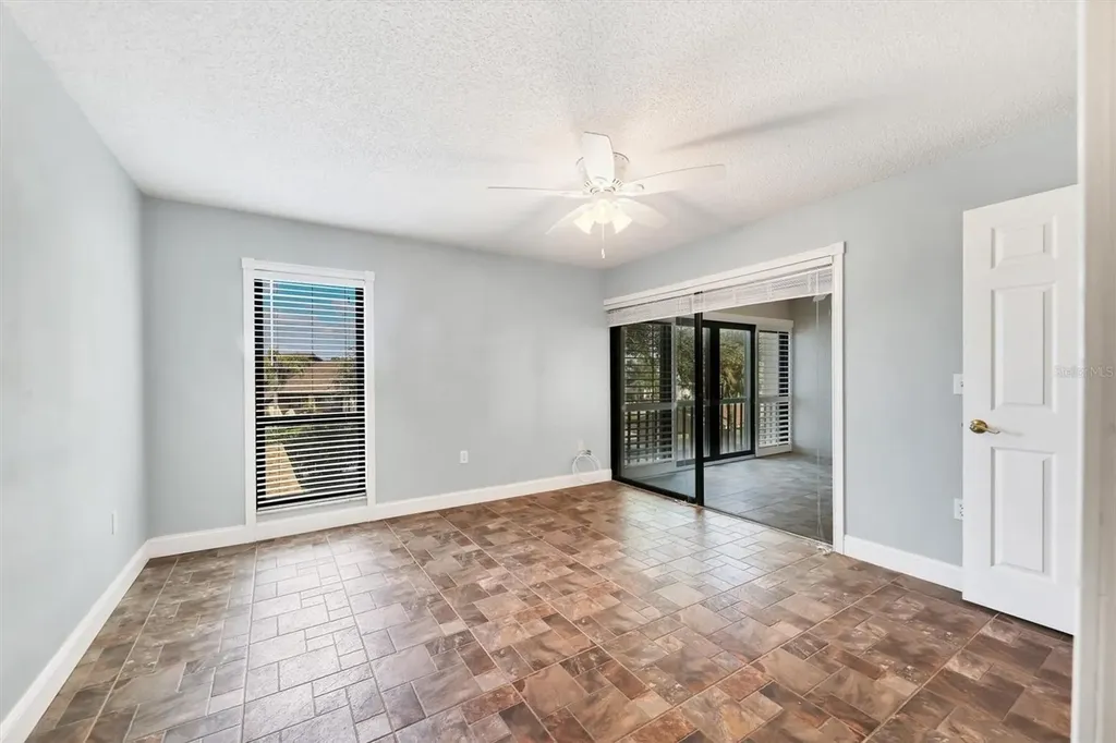 8702 54th Avenue W Bradenton FL 34210