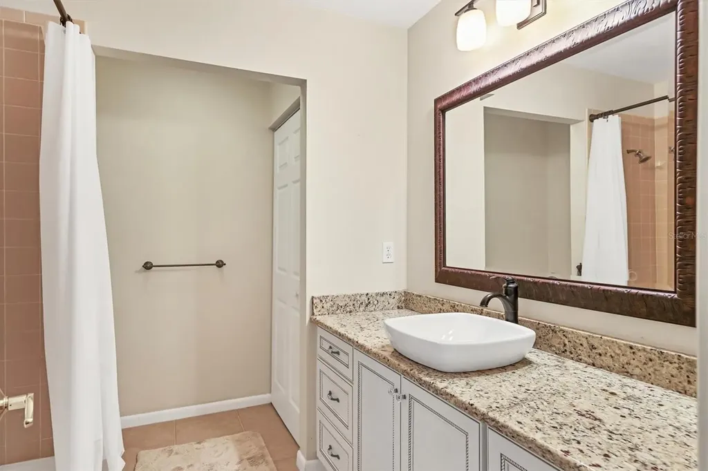 8702 54th Avenue W Bradenton FL 34210