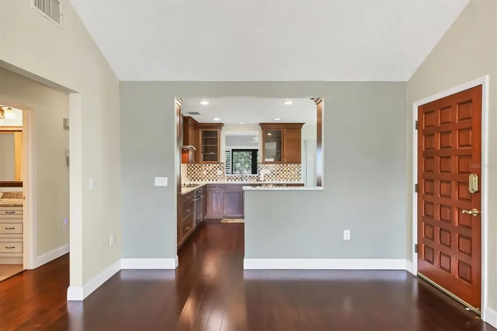 8702 54th Avenue W Bradenton FL 34210