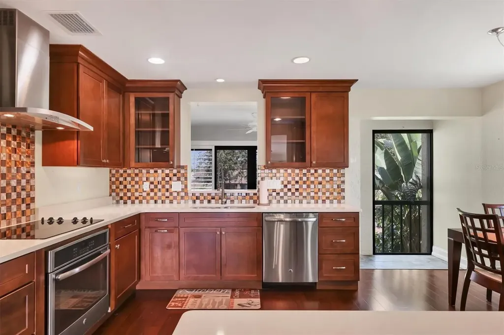 8702 54th Avenue W Bradenton FL 34210