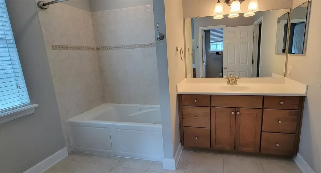 2218 Musselwhite Avenue Orlando FL 32804