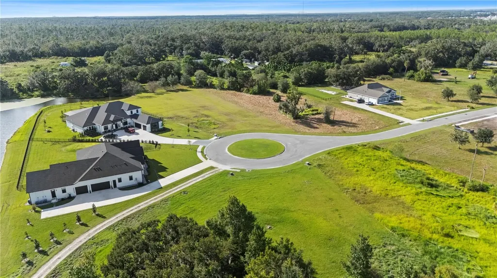15323 Fishhawk Heights Run Lithia FL 33547