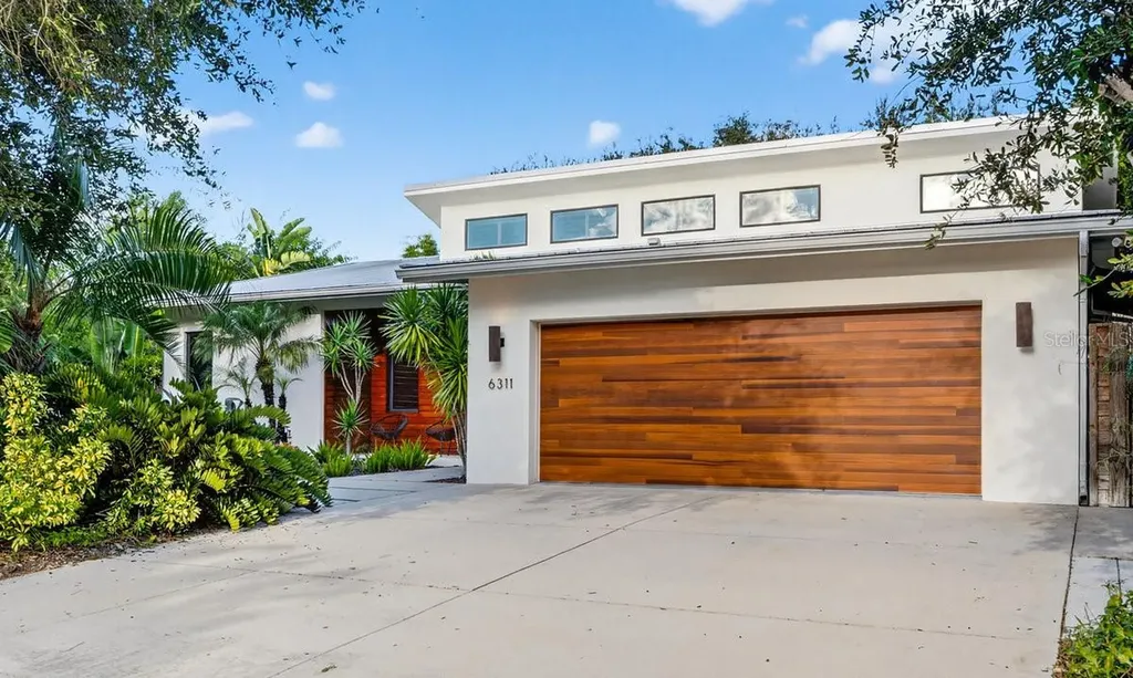 6311 River Road New Smyrna Beach FL 32169