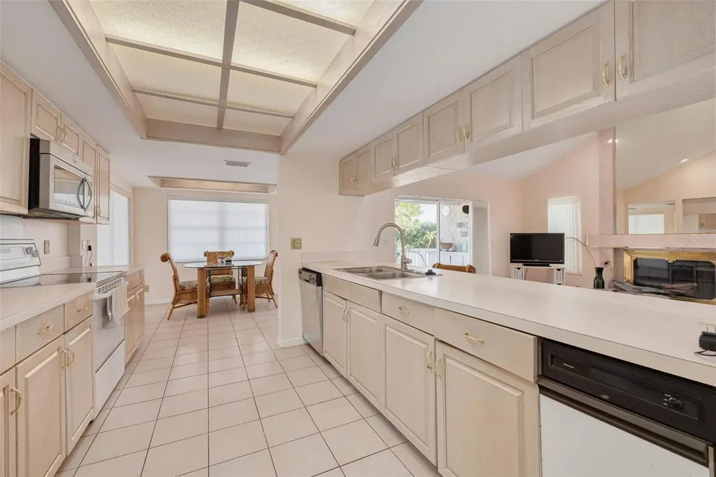 4927 62nd Avenue S St Petersburg FL 33715