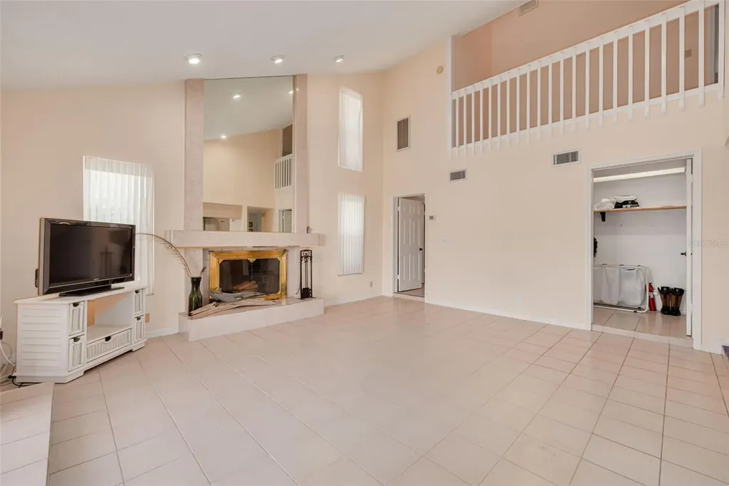 4927 62nd Avenue S St Petersburg FL 33715