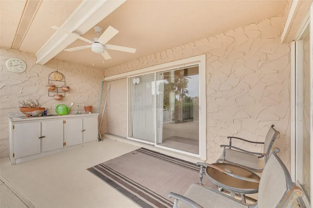 4927 62nd Avenue S St Petersburg FL 33715