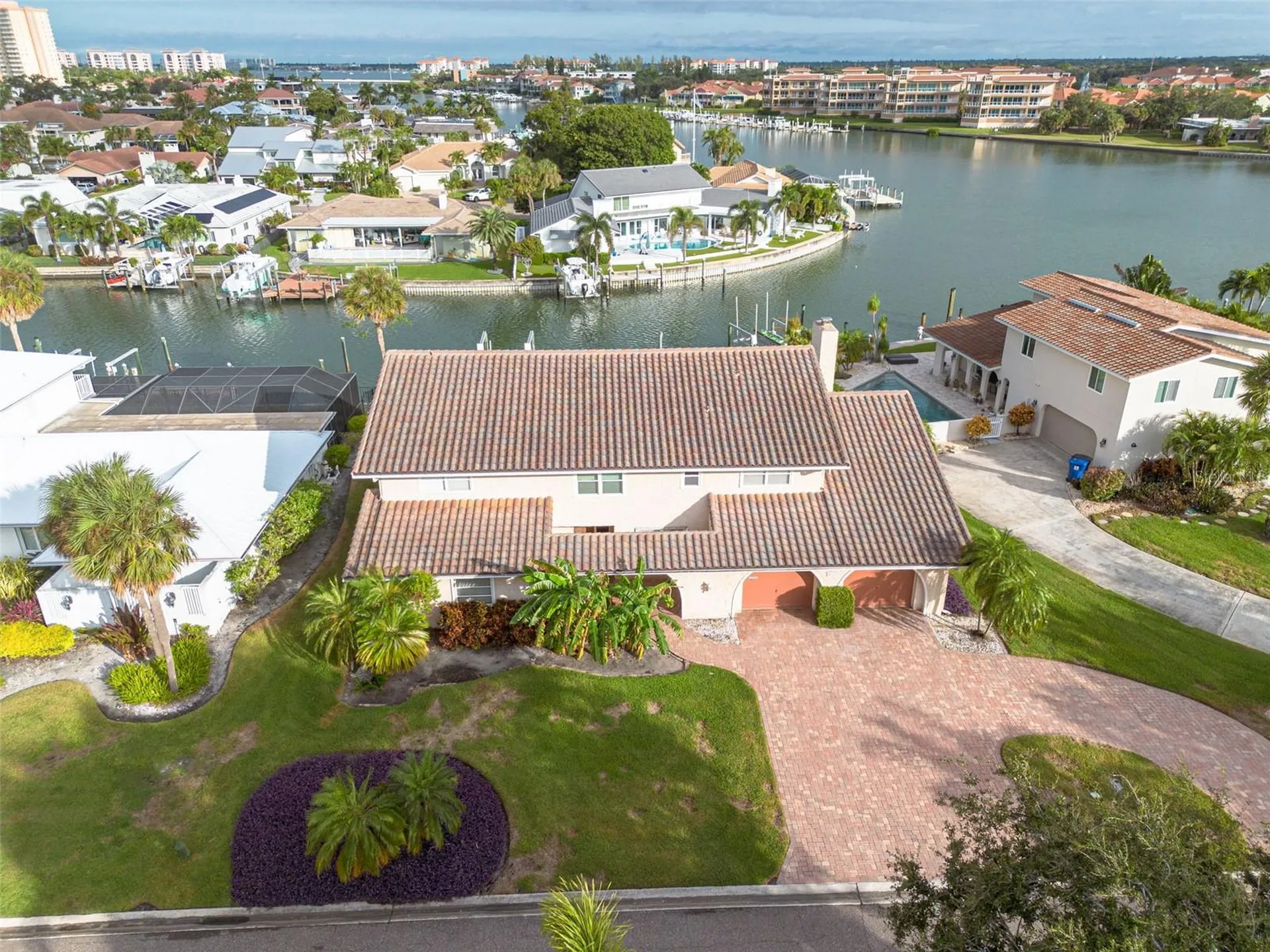 4927 62nd Avenue S St Petersburg FL 33715