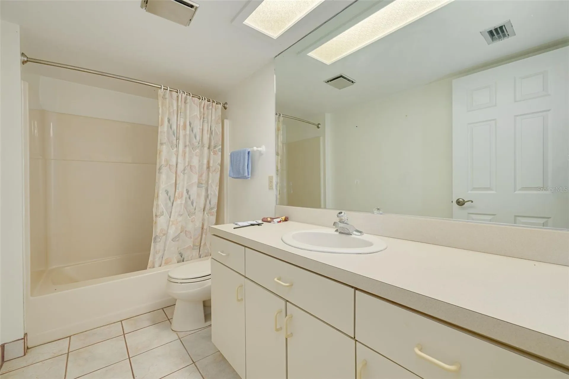 4927 62nd Avenue S St Petersburg FL 33715
