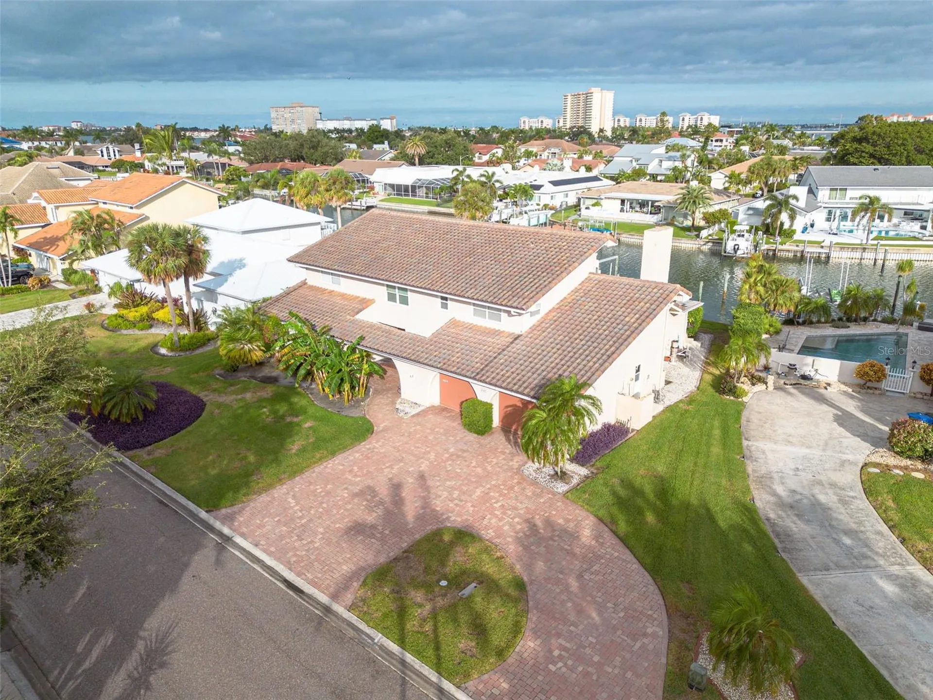 4927 62nd Avenue S St Petersburg FL 33715