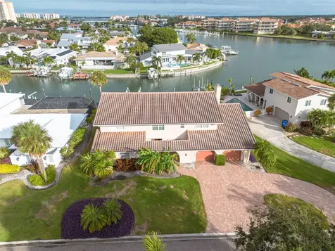 4927 62nd Avenue S St Petersburg FL 33715