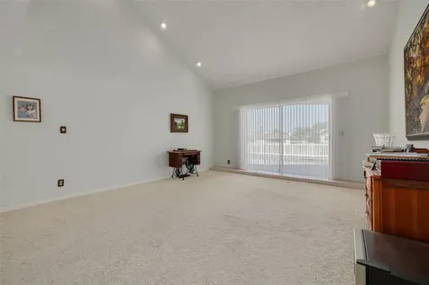 4927 62nd Avenue S St Petersburg FL 33715