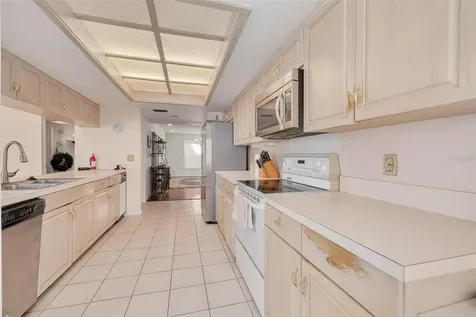 4927 62nd Avenue S St Petersburg FL 33715