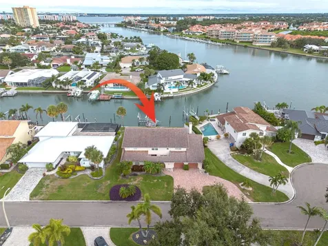 4927 62nd Avenue S St Petersburg FL 33715