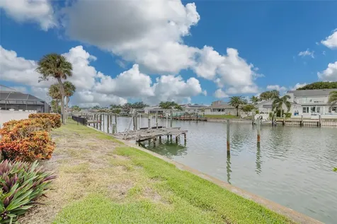 4927 62nd Avenue S St Petersburg FL 33715
