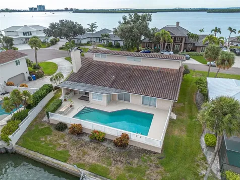 4927 62nd Avenue S St Petersburg FL 33715