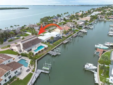 4927 62nd Avenue S St Petersburg FL 33715