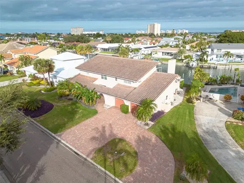 4927 62nd Avenue S St Petersburg FL 33715