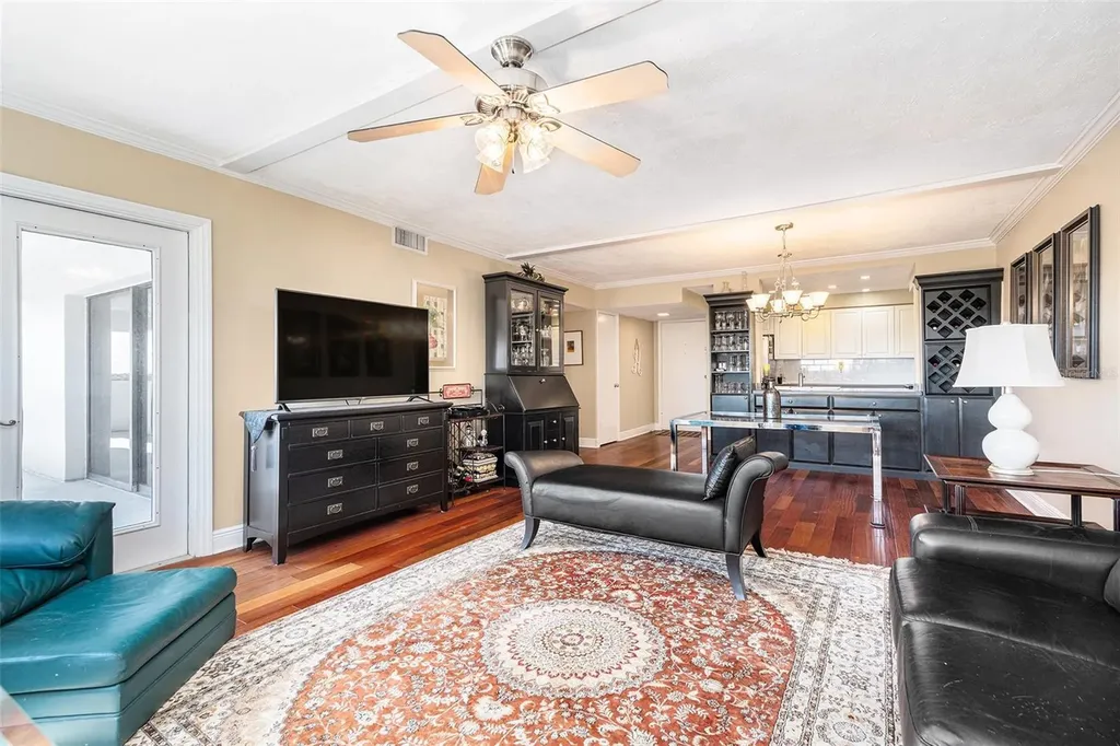 4141 Bayshore Boulevard Tampa FL 33611