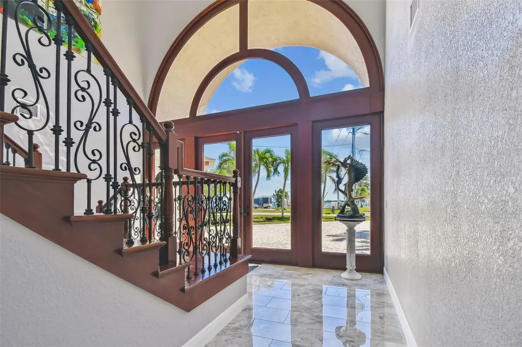 582 Johns Pass Avenue Madeira Beach FL 33708