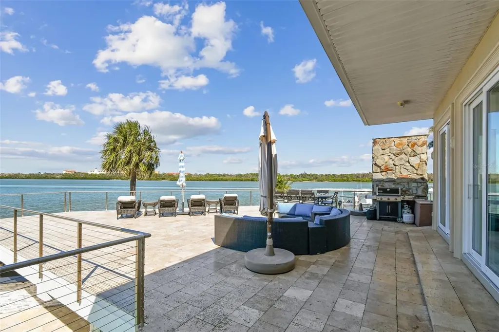 582 Johns Pass Avenue Madeira Beach FL 33708