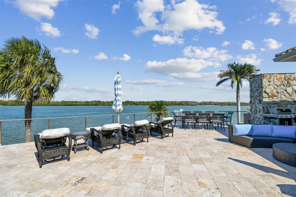 582 Johns Pass Avenue Madeira Beach FL 33708