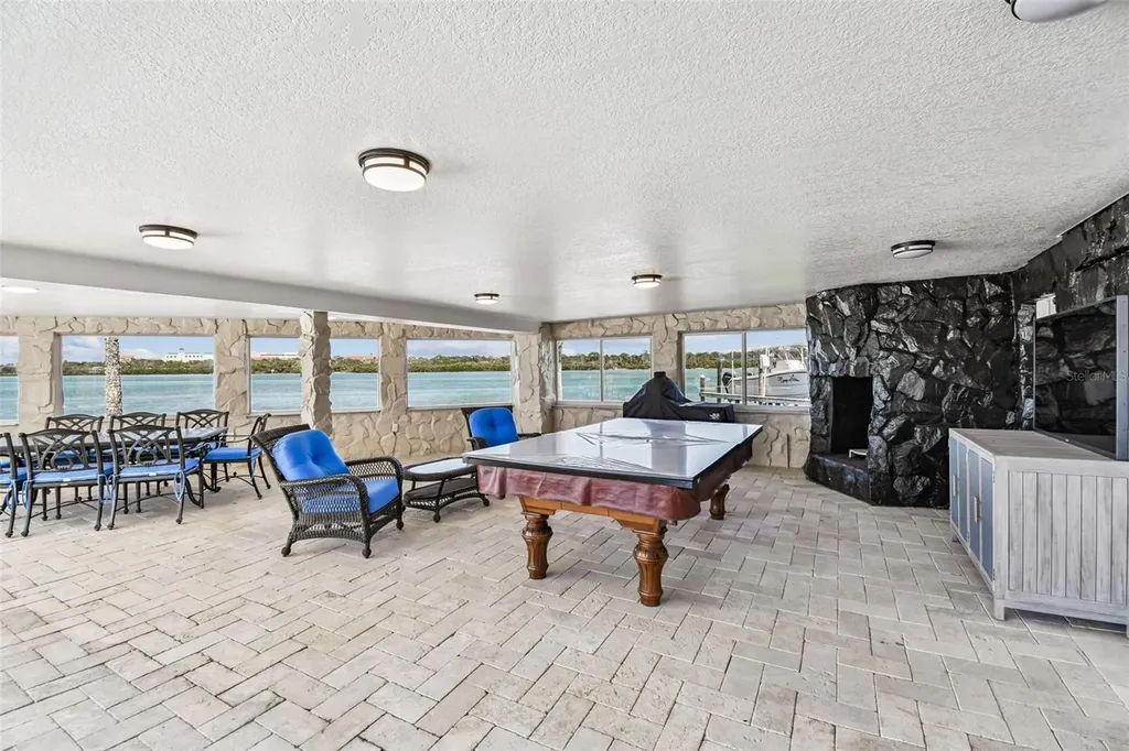 582 Johns Pass Avenue Madeira Beach FL 33708