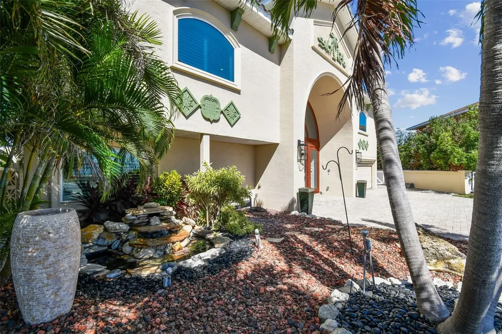 582 Johns Pass Avenue Madeira Beach FL 33708