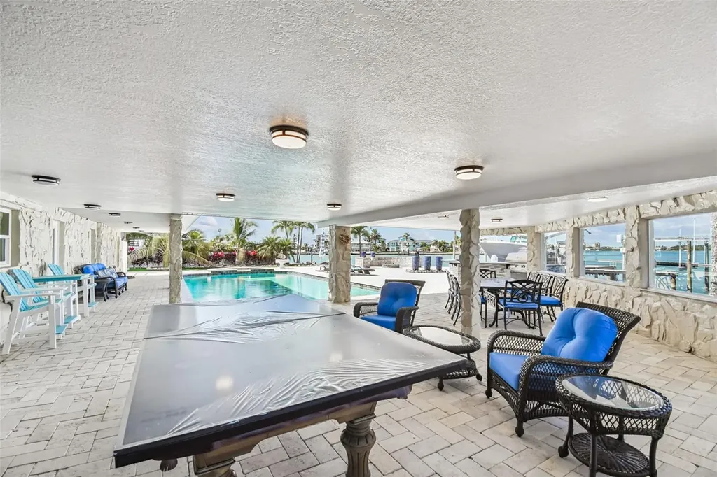 582 Johns Pass Avenue Madeira Beach FL 33708