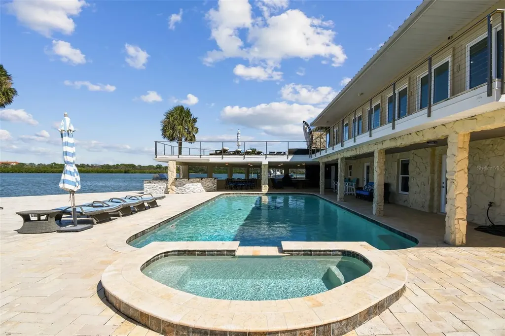 582 Johns Pass Avenue Madeira Beach FL 33708